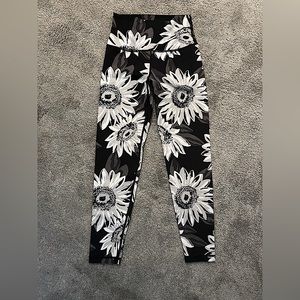 Like New Aerie Flower Print Leggings